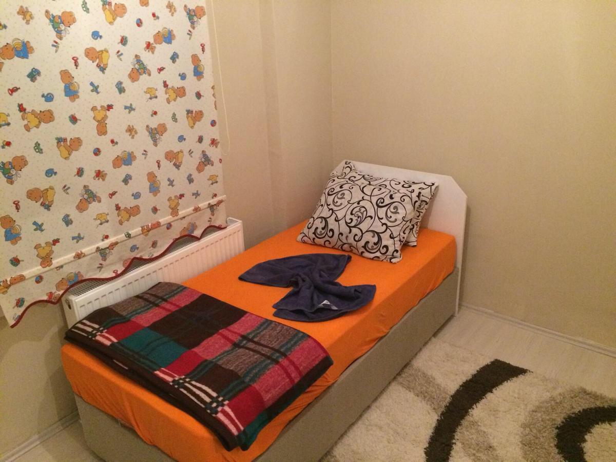 ウスパルタ Derin Apartアパートホテル エクステリア 写真